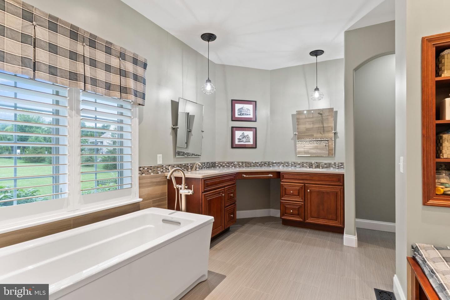 2365 Woodstream Way photo 36
