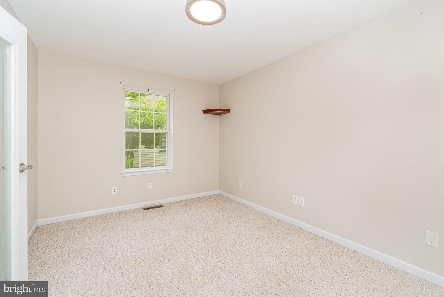 38 Lantern Lane photo 18