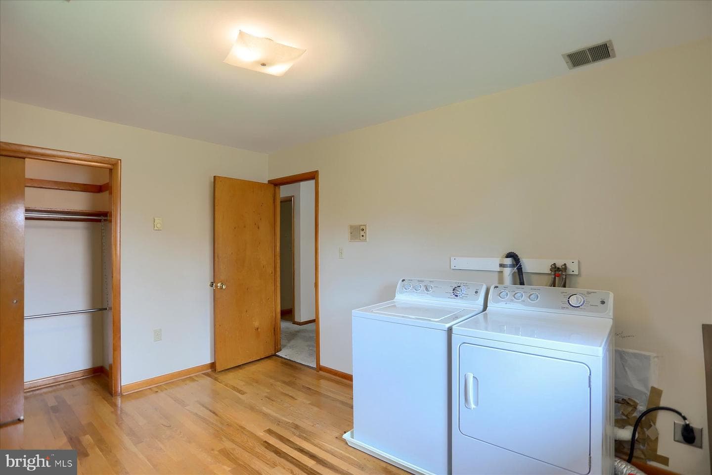 14 Poplar Drive photo 18