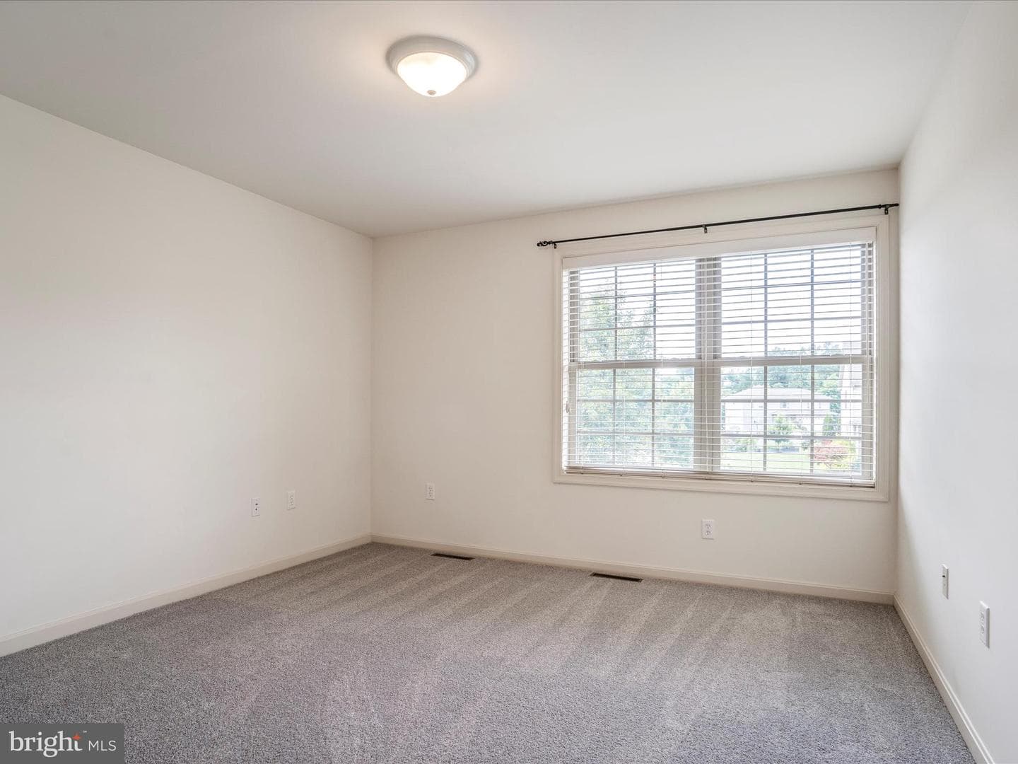 200 Westgate Drive photo 34