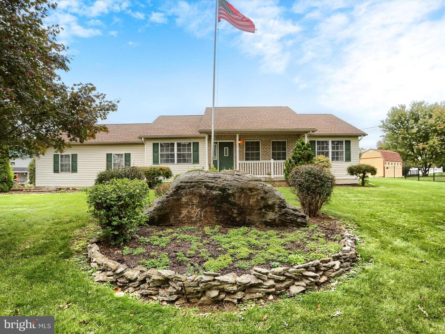 624 Diehl Road photo 2