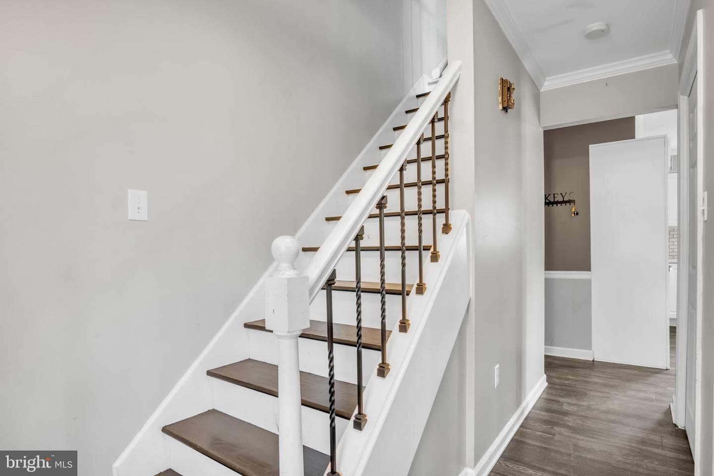 18 Douglas Court photo 7