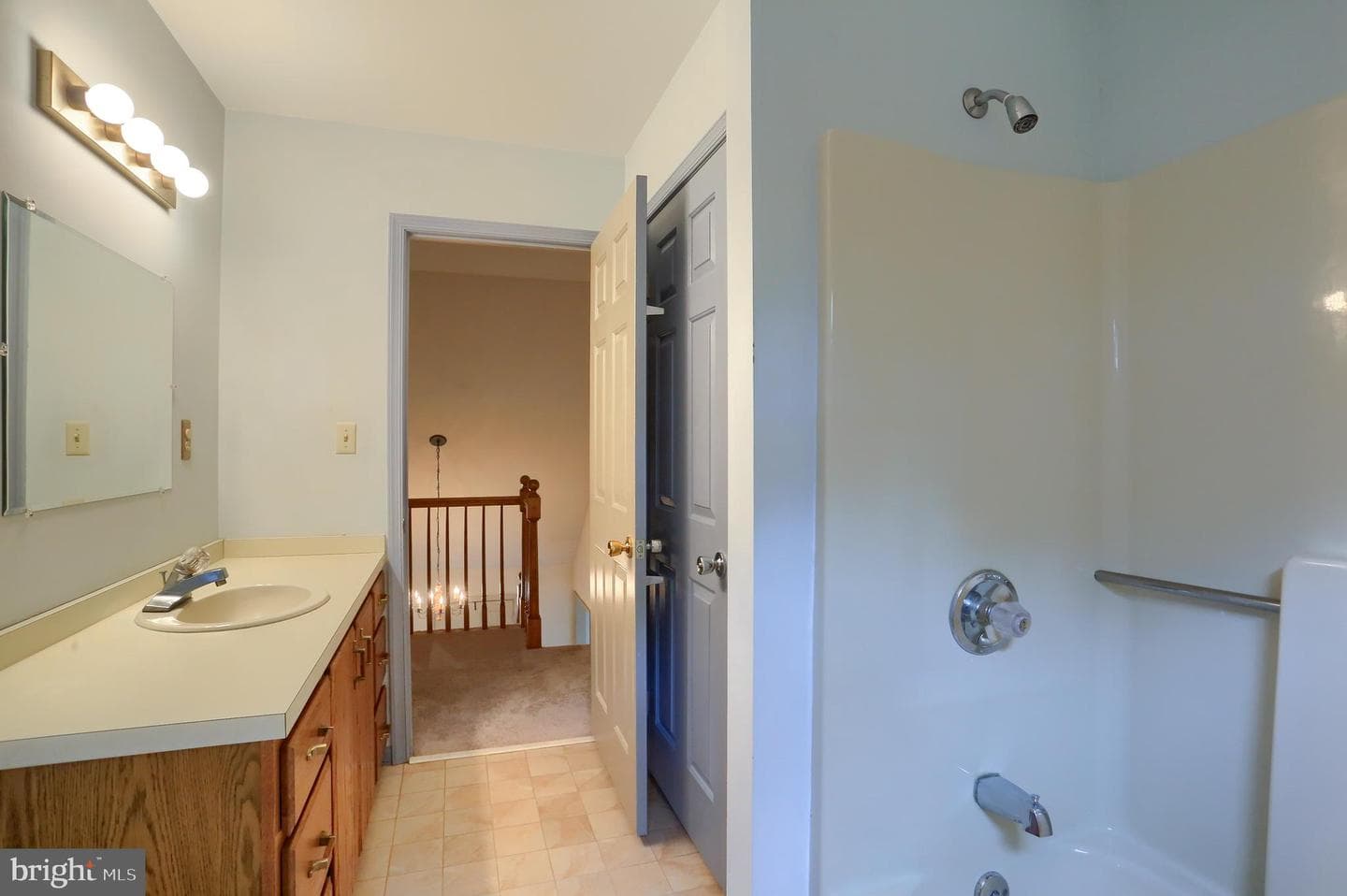 19 Paddock Lane photo 29