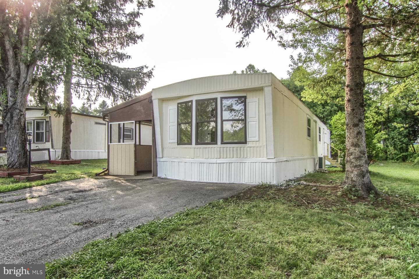 37 Creekside Lane photo 34