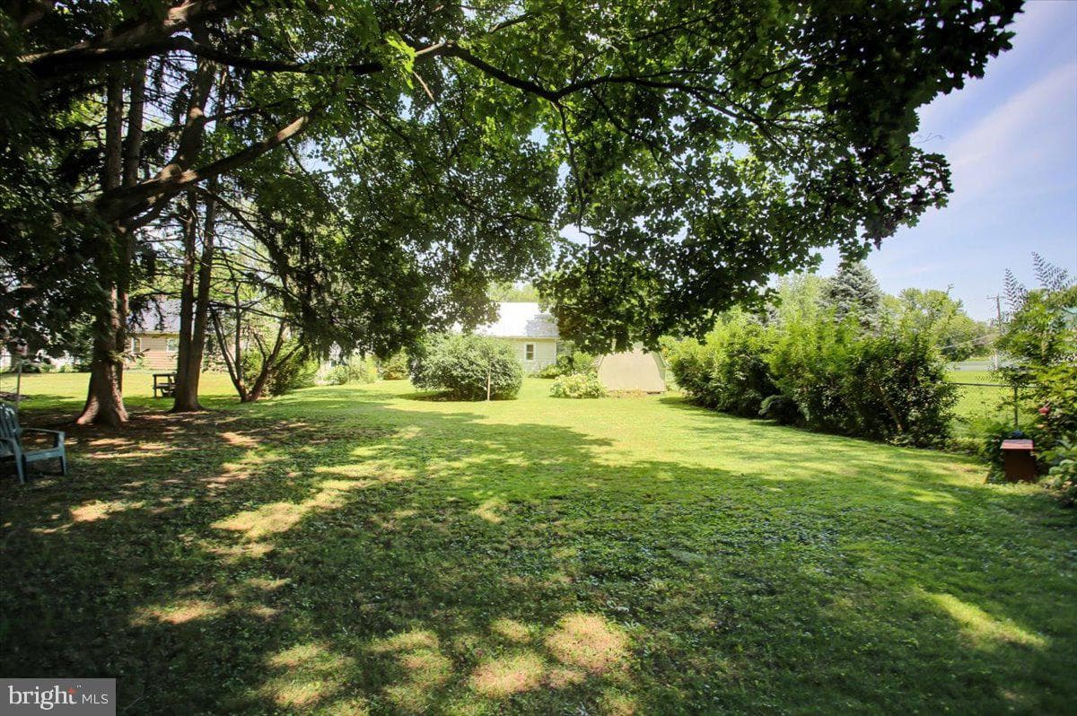 30 Wyrick Avenue photo 9
