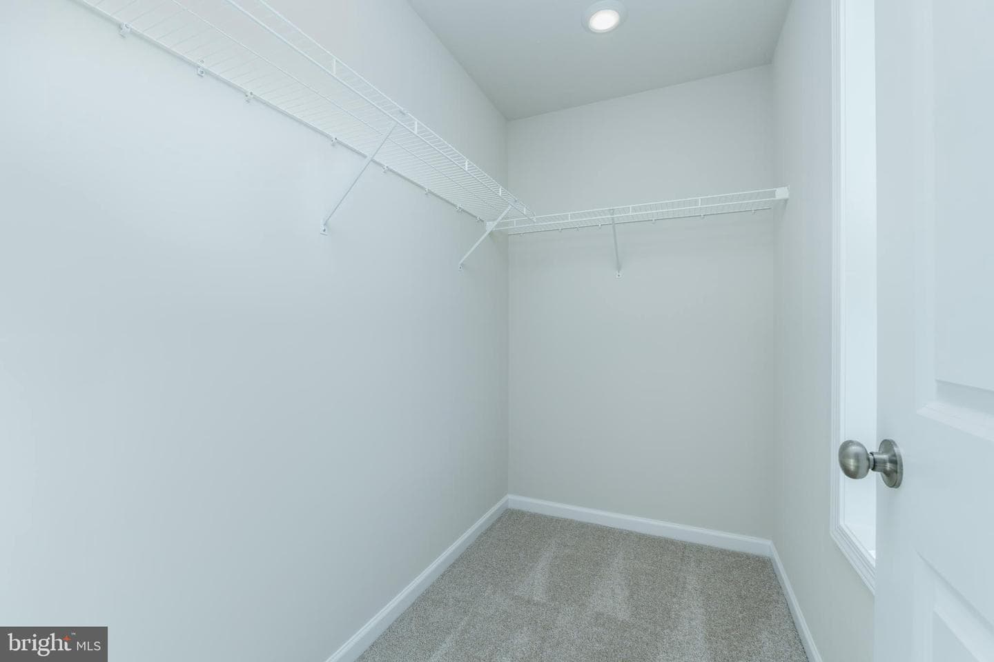 803 Greenwich Lane photo 31