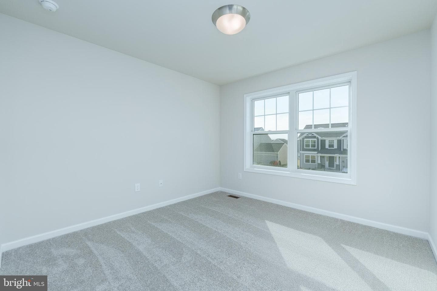 803 Greenwich Lane photo 35