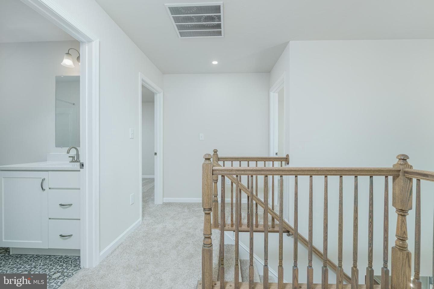 803 Greenwich Lane photo 41