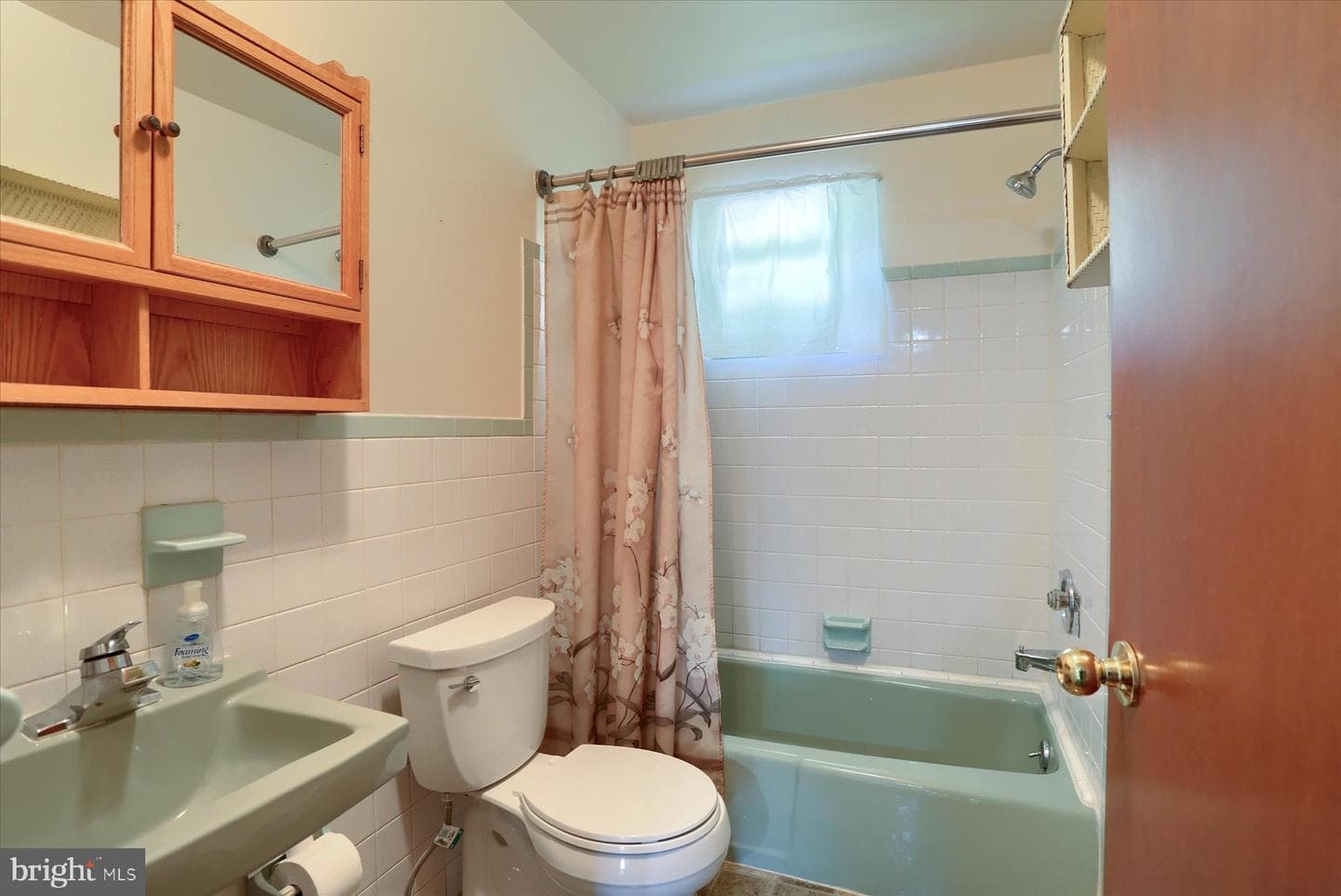 830 Erford Road photo 16