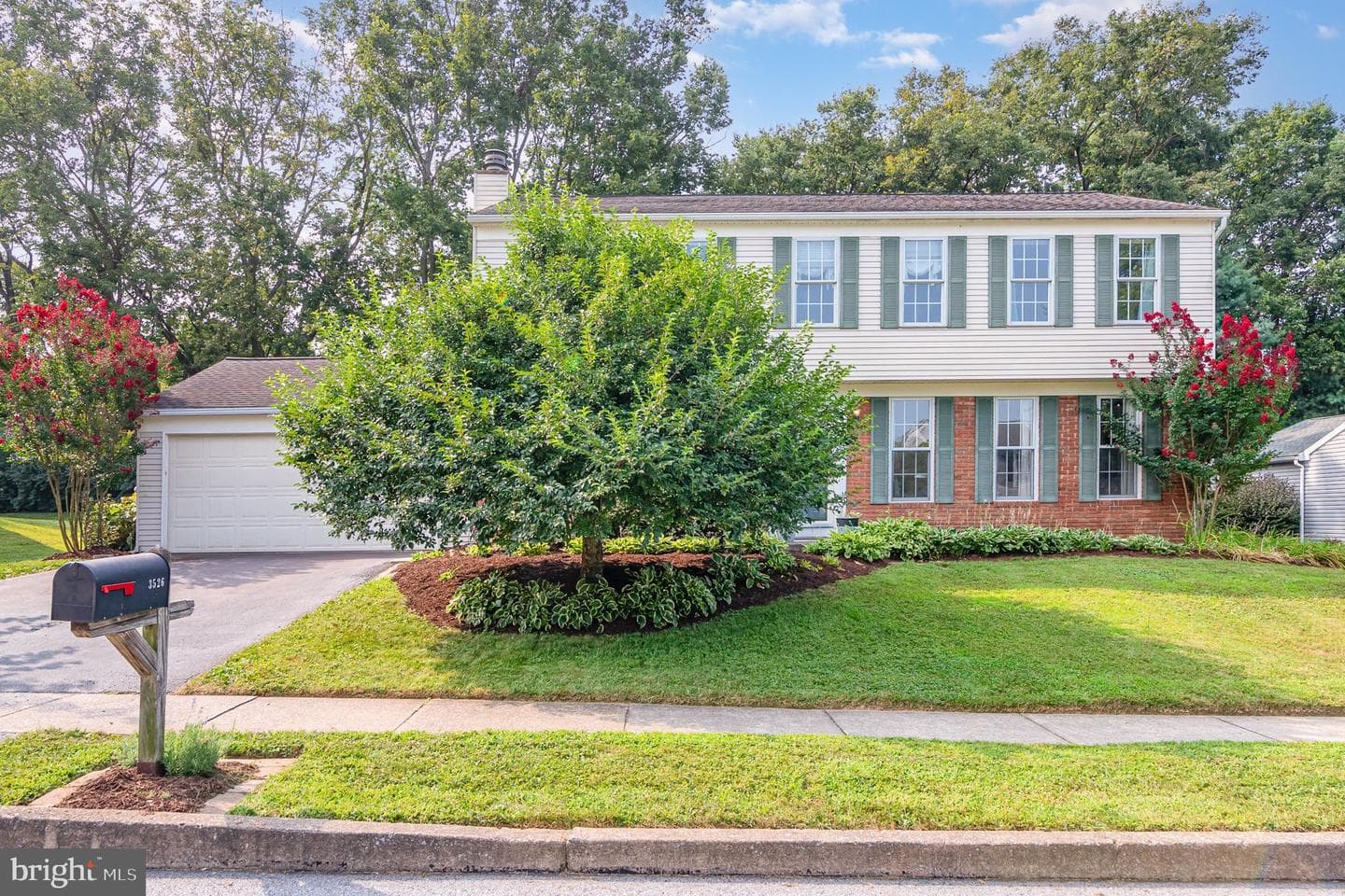 3526 Countryside Lane photo 2