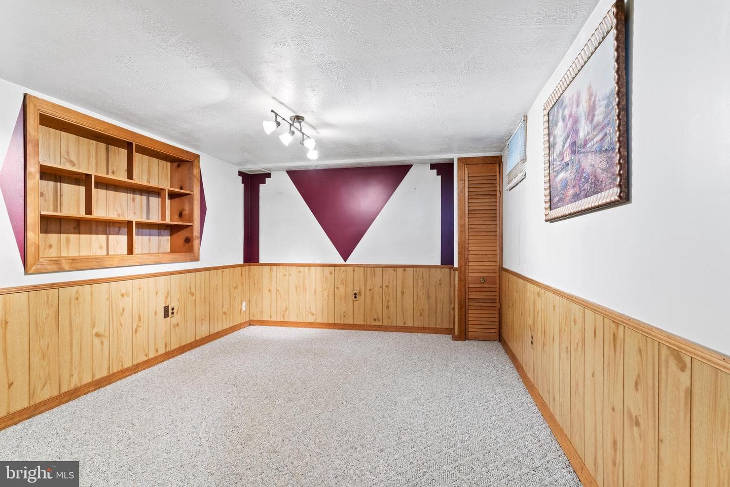 4717 Maple Avenue photo 32