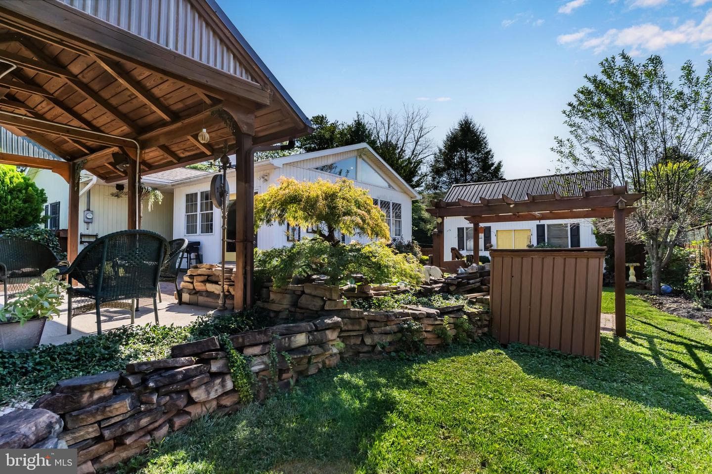 4717 Maple Avenue photo 4