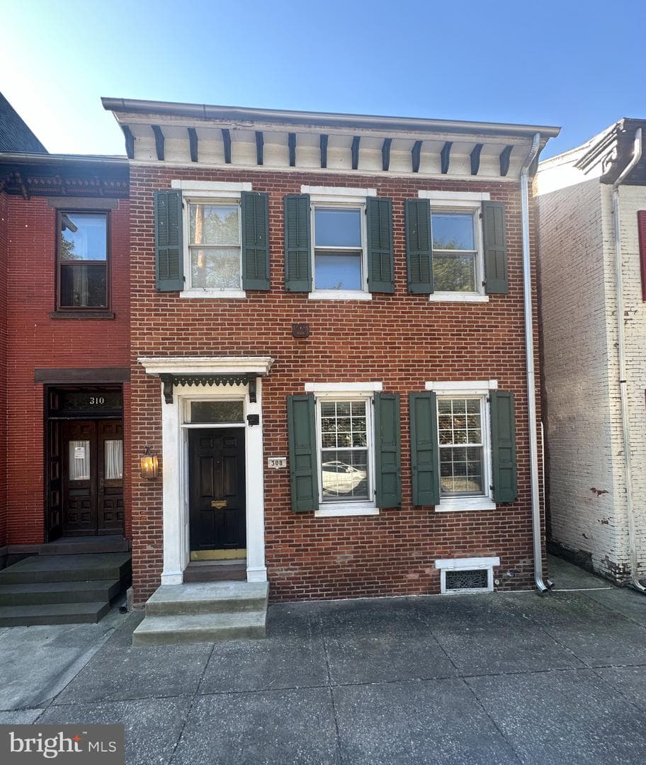 308 E Main Street photo 1