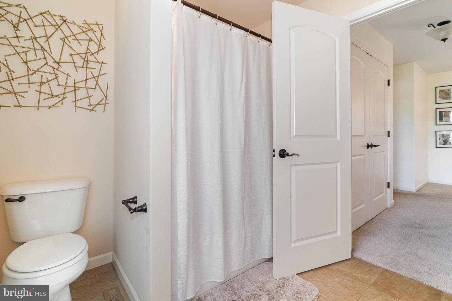 110 Balfour Drive photo 45
