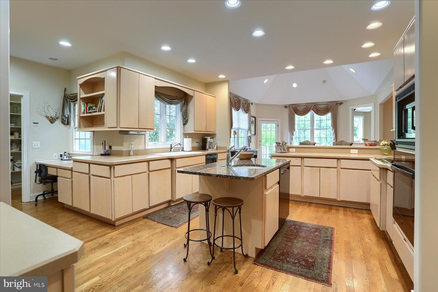 21 Westwind Drive photo 10