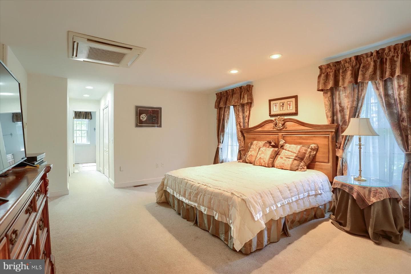 21 Westwind Drive photo 28