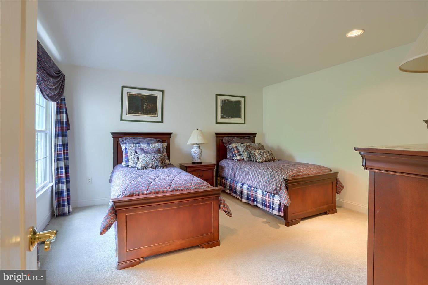 21 Westwind Drive photo 31