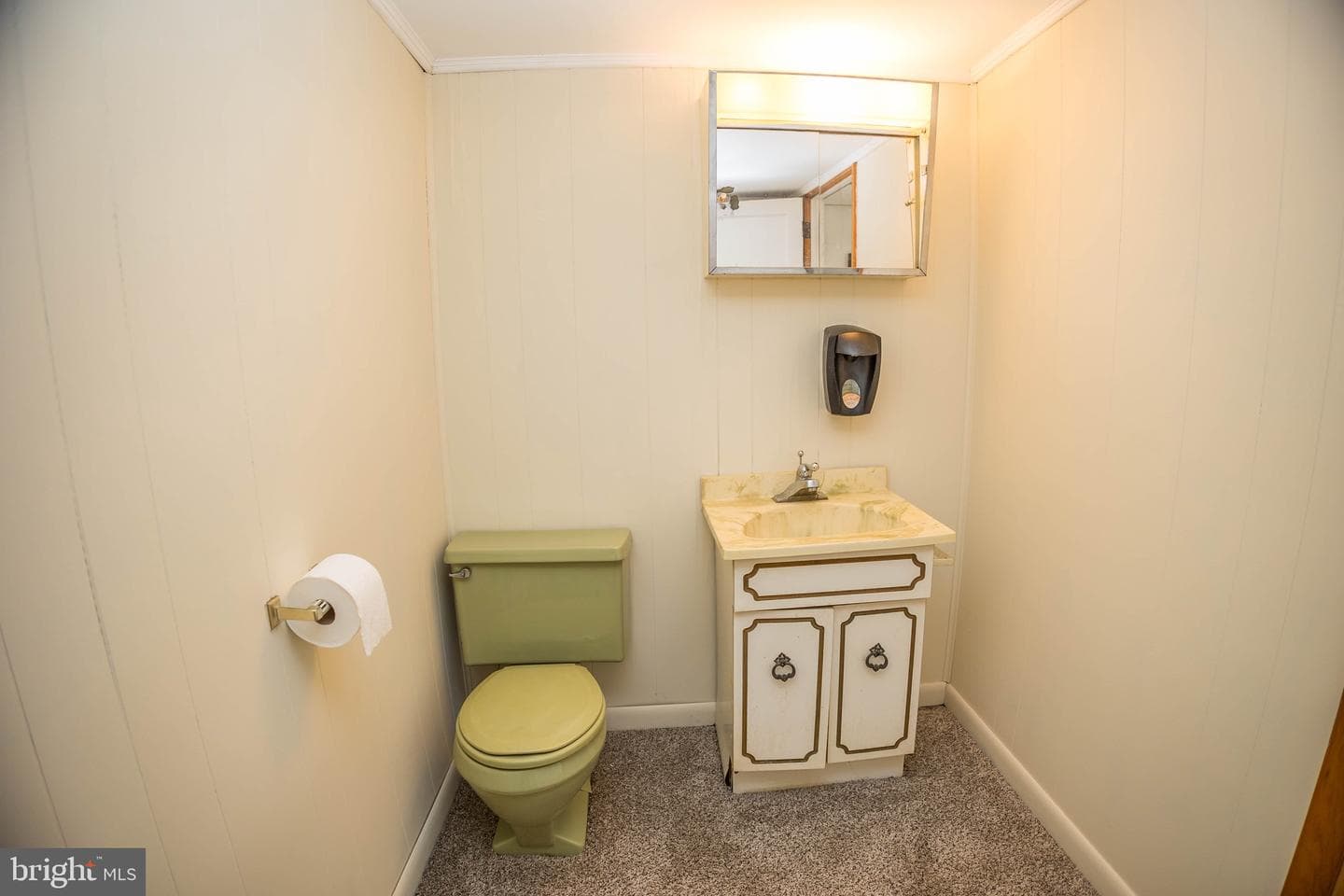 716 Elkwood Street photo 35