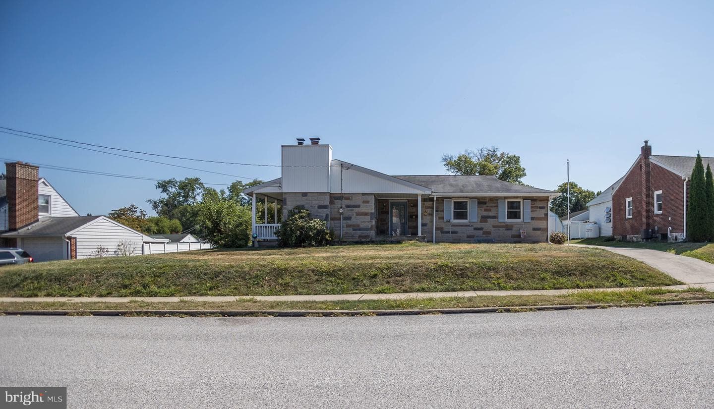 716 Elkwood Street photo 39