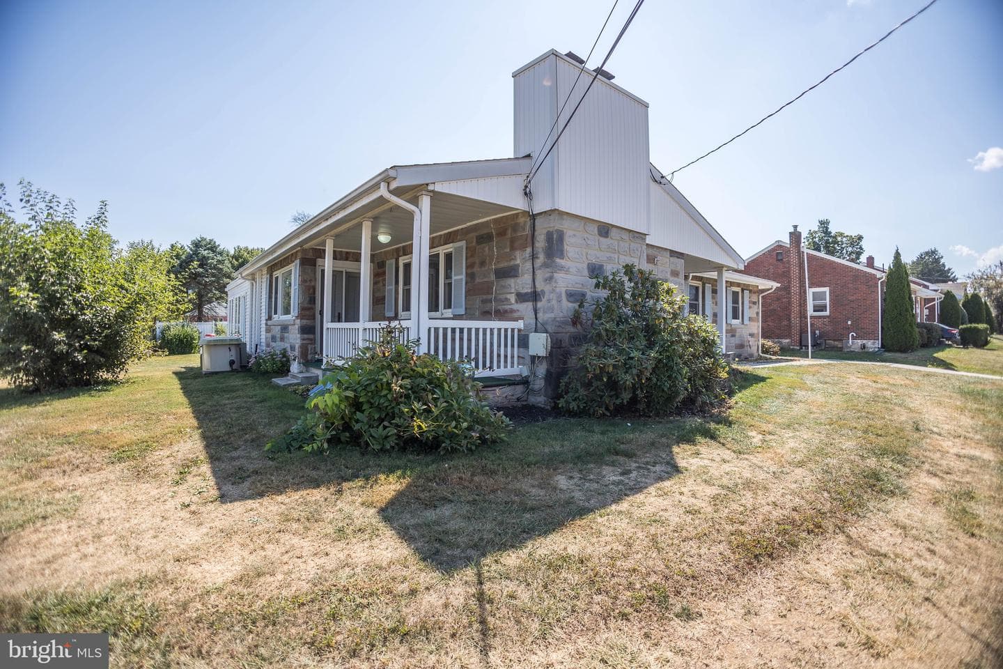 716 Elkwood Street photo 4