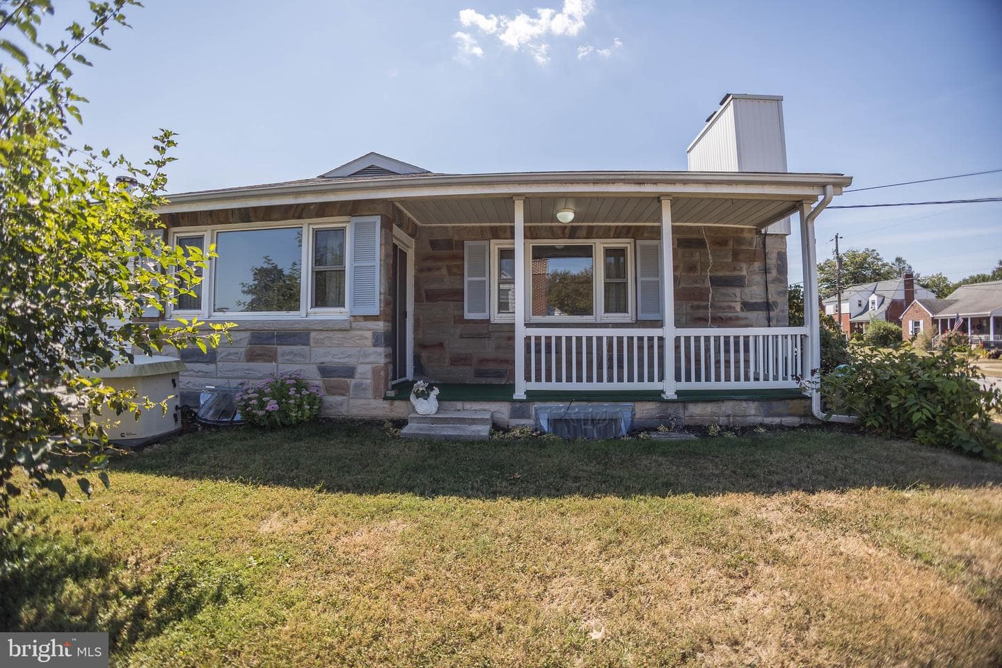 716 Elkwood Street photo 46