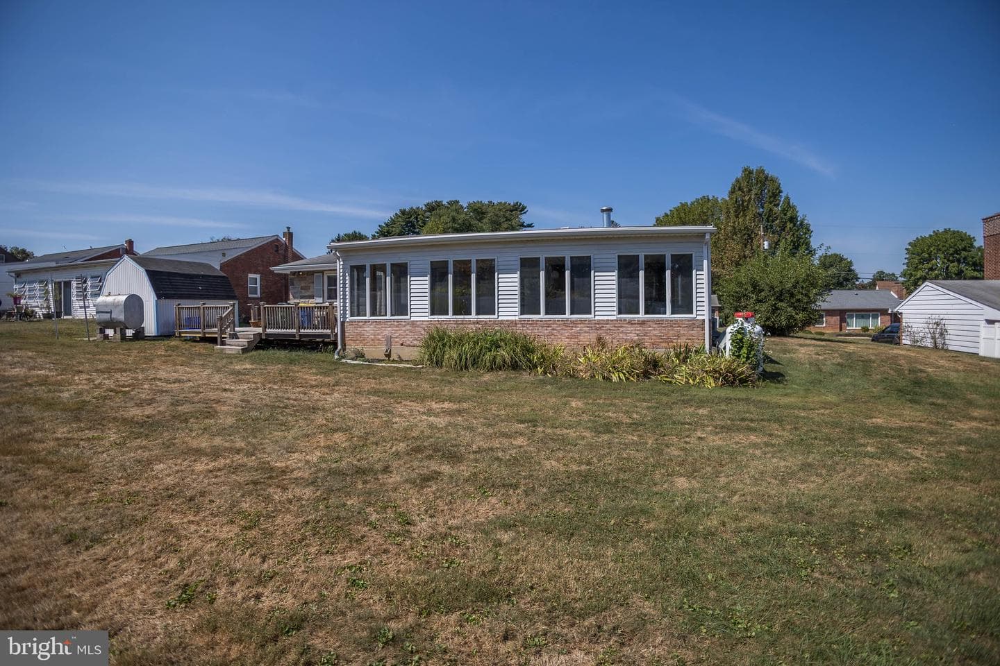 716 Elkwood Street photo 48