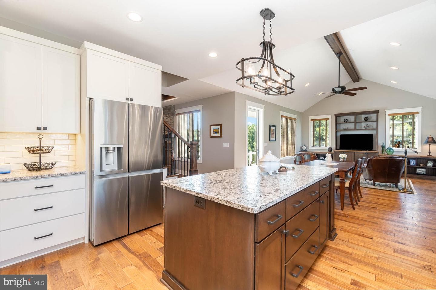 1011 Stonehill Lane photo 19