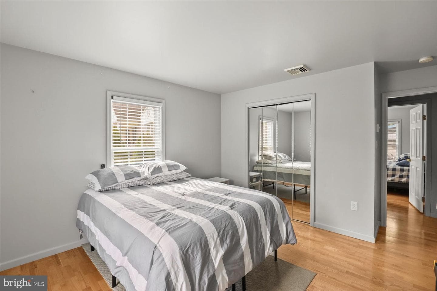 21 Skyport Road photo 25