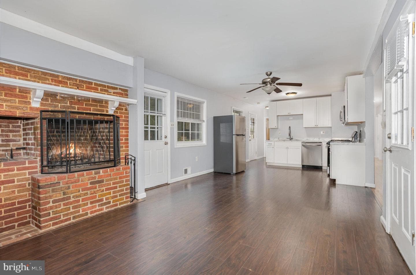 4606 S Clearview Drive photo 9