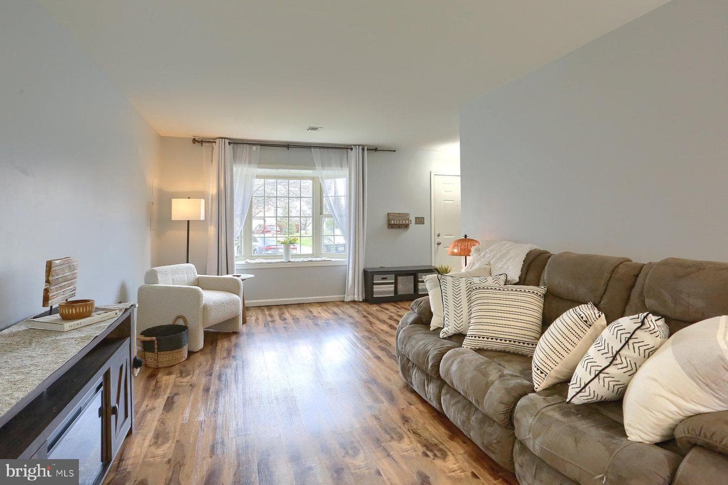 132 Melbourne Lane photo 7