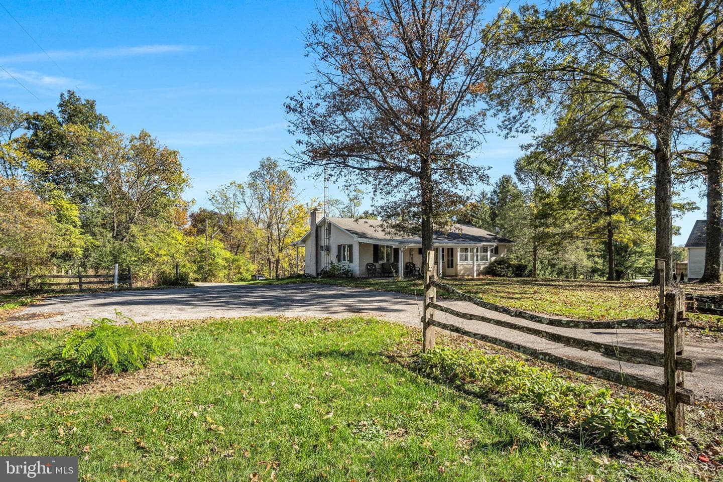 111 Clay Hill Road photo 2