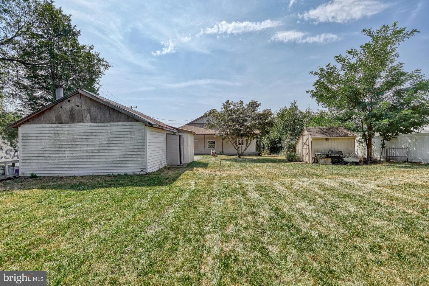 305 W Shady Ln photo 73