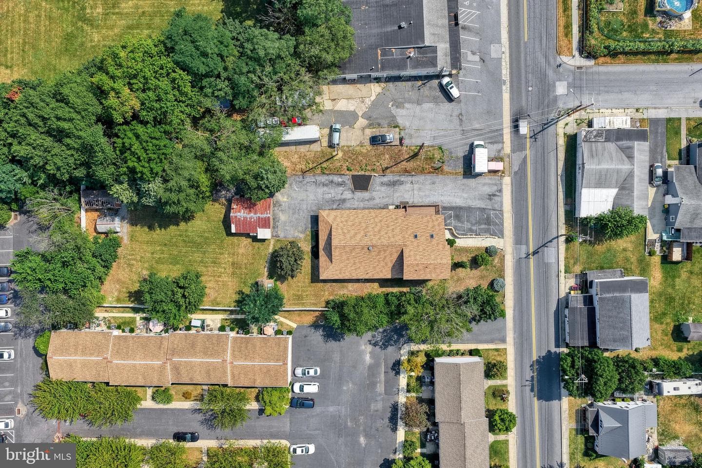 305 W Shady Ln photo 78