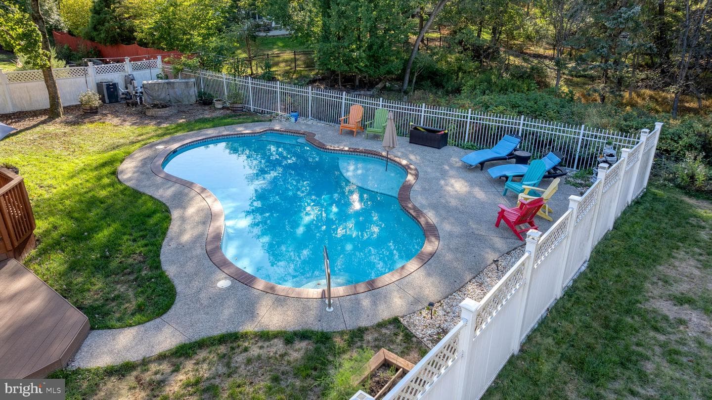 1303 King Arthur Drive photo 72
