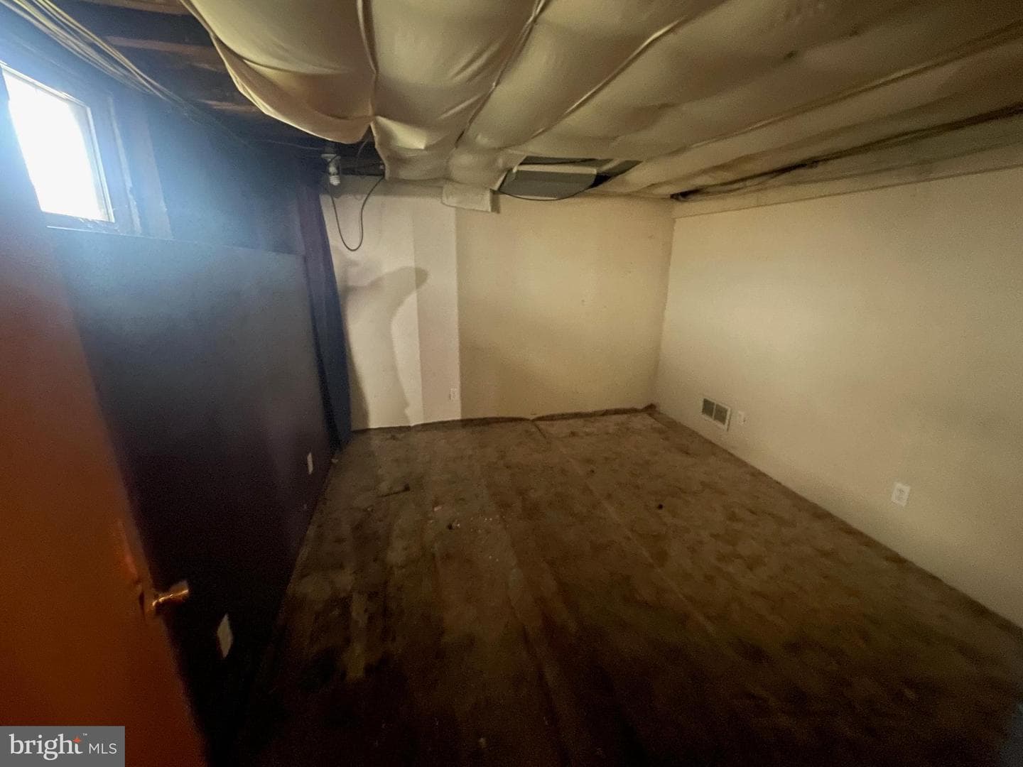 329 Franklin Street photo 10