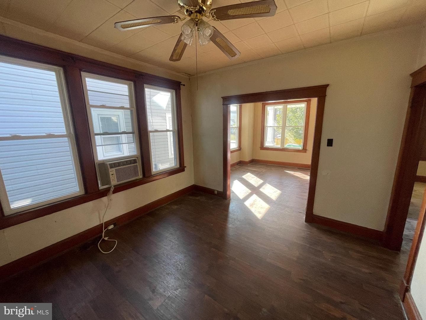 329 Franklin Street photo 3