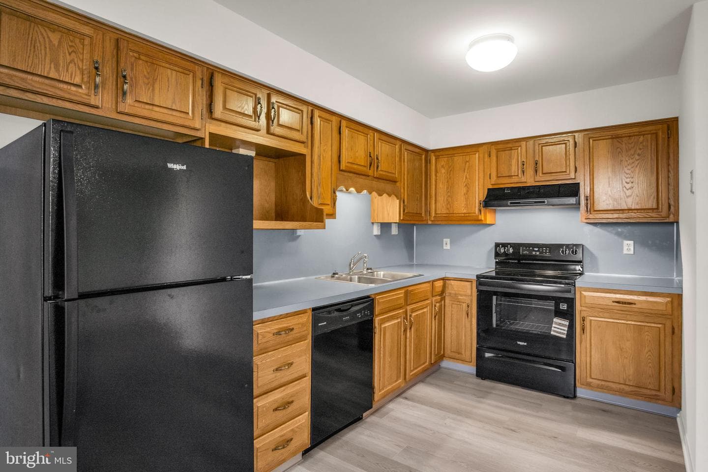 653 Park Ridge Drive photo 10