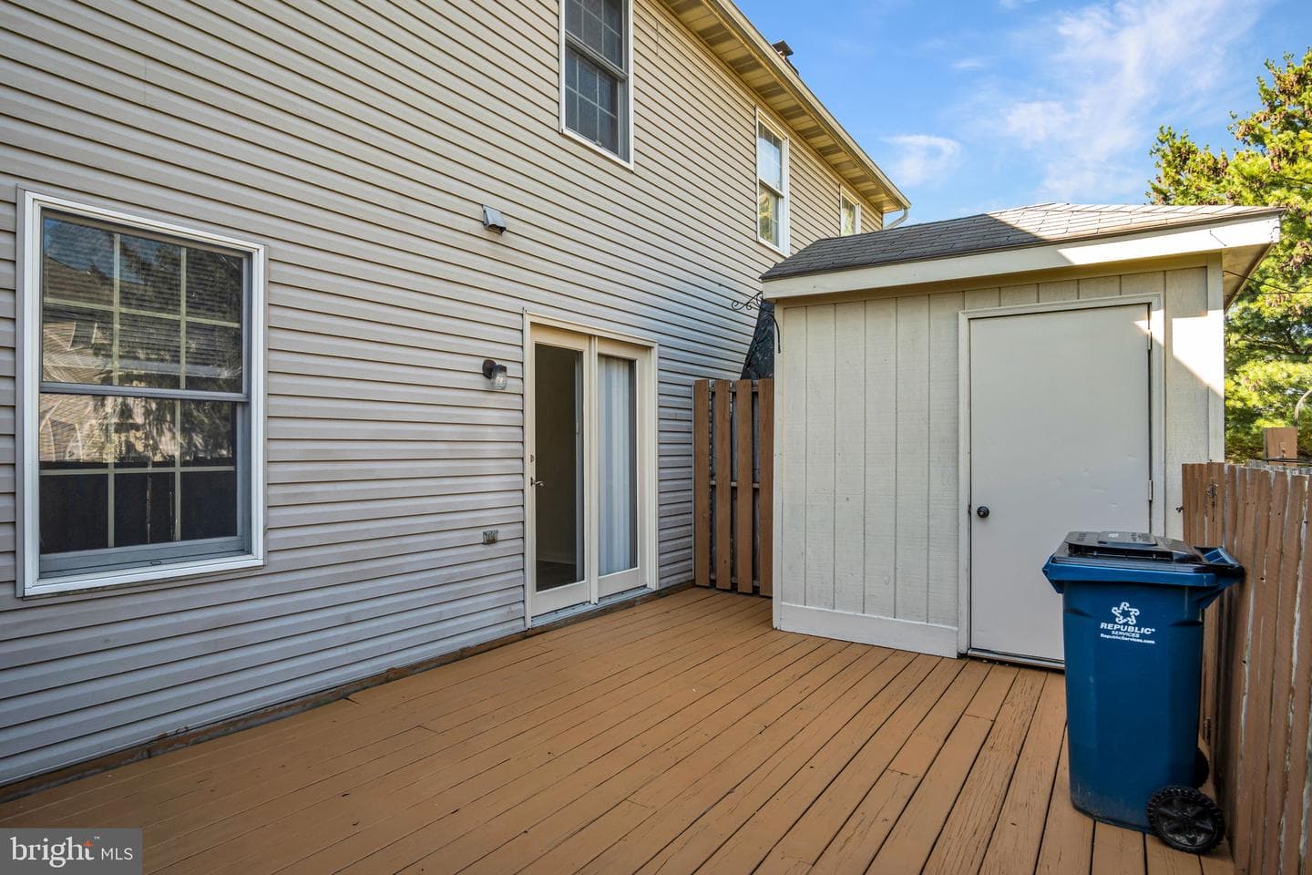 653 Park Ridge Drive photo 24