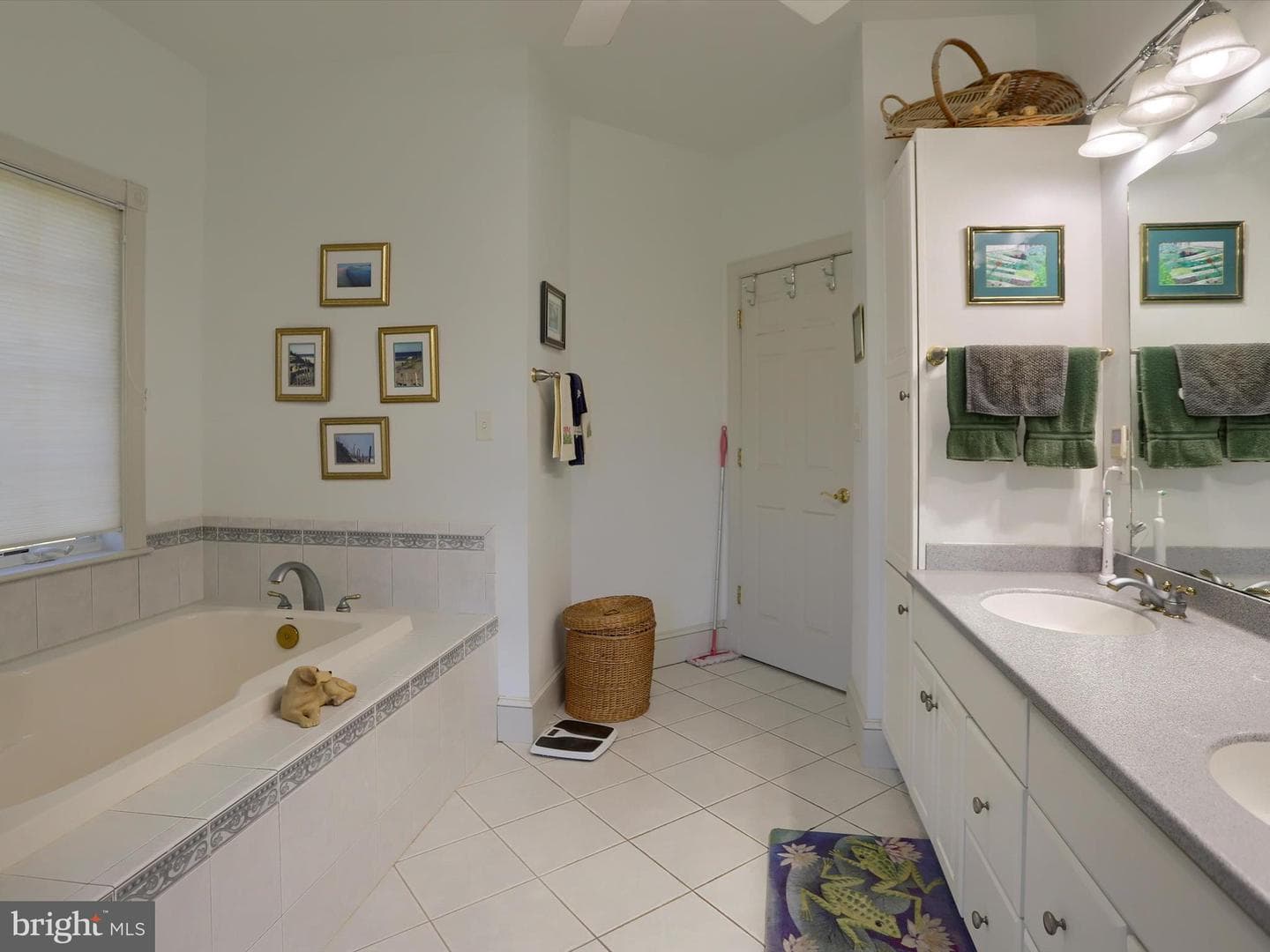 9 E Linden Drive E photo 29
