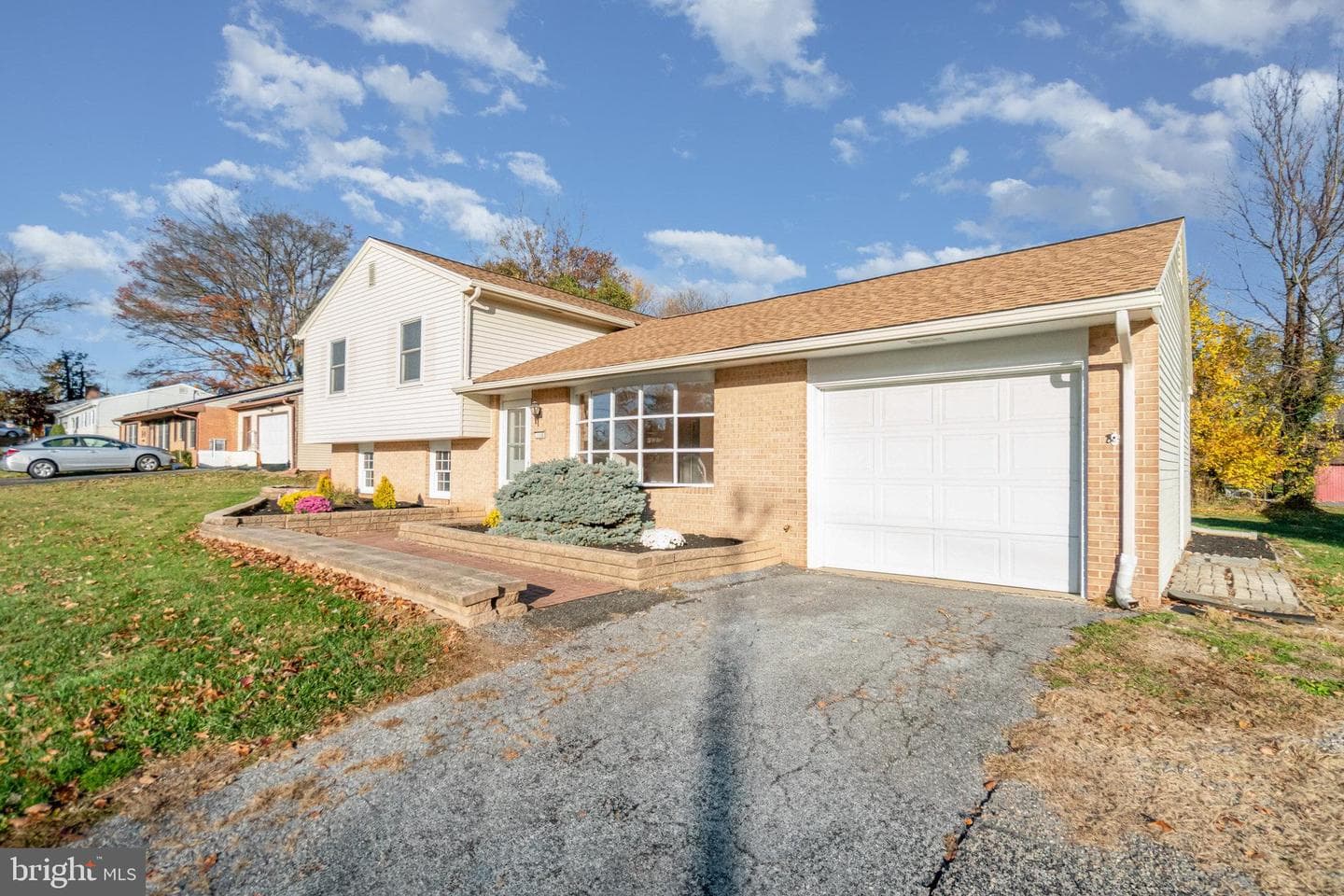 118 Kim Acres Drive photo 3