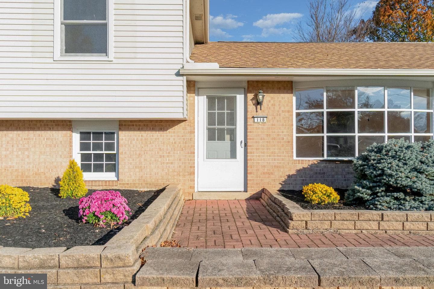 118 Kim Acres Drive photo 4