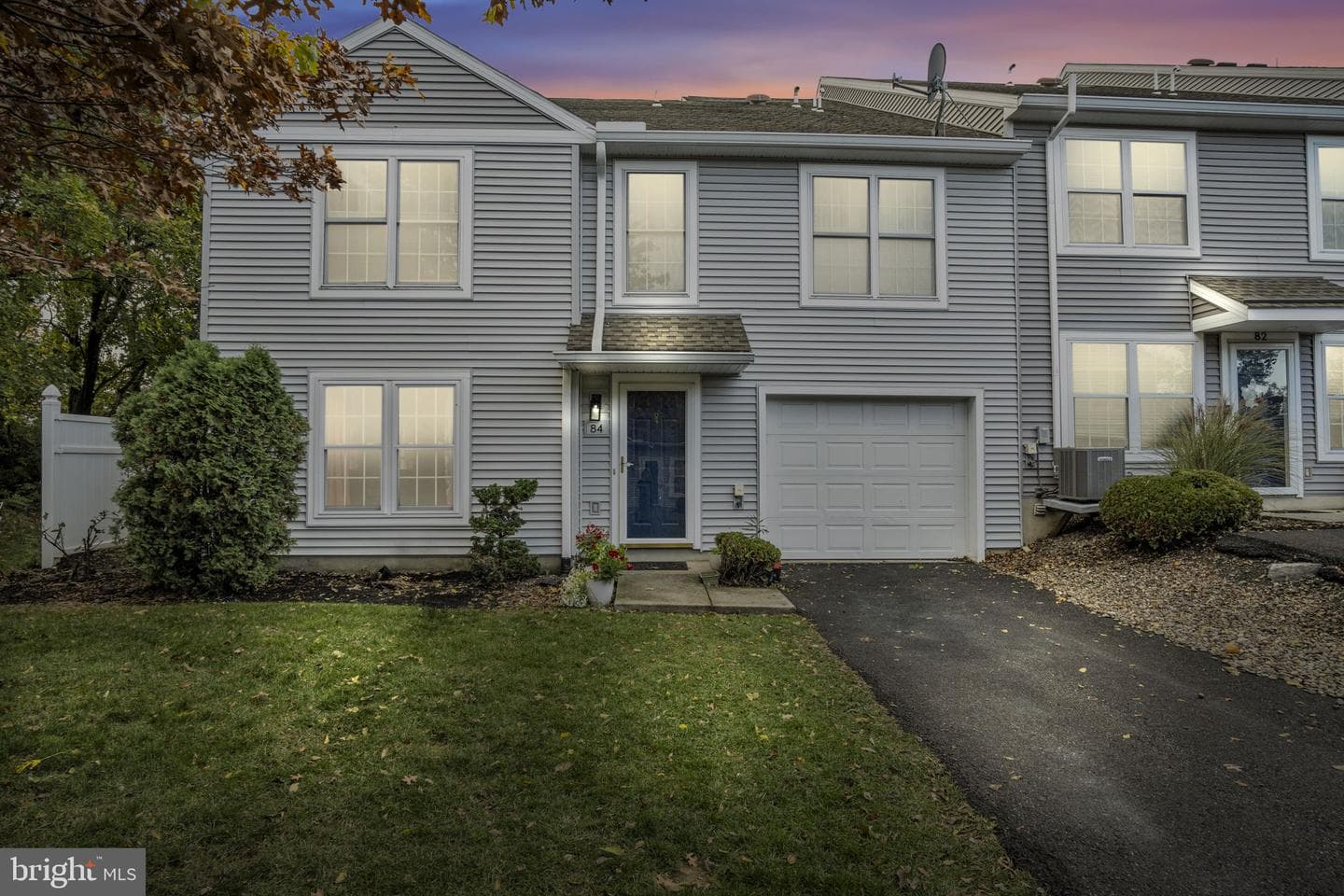 84 Courtyard Drive photo 2