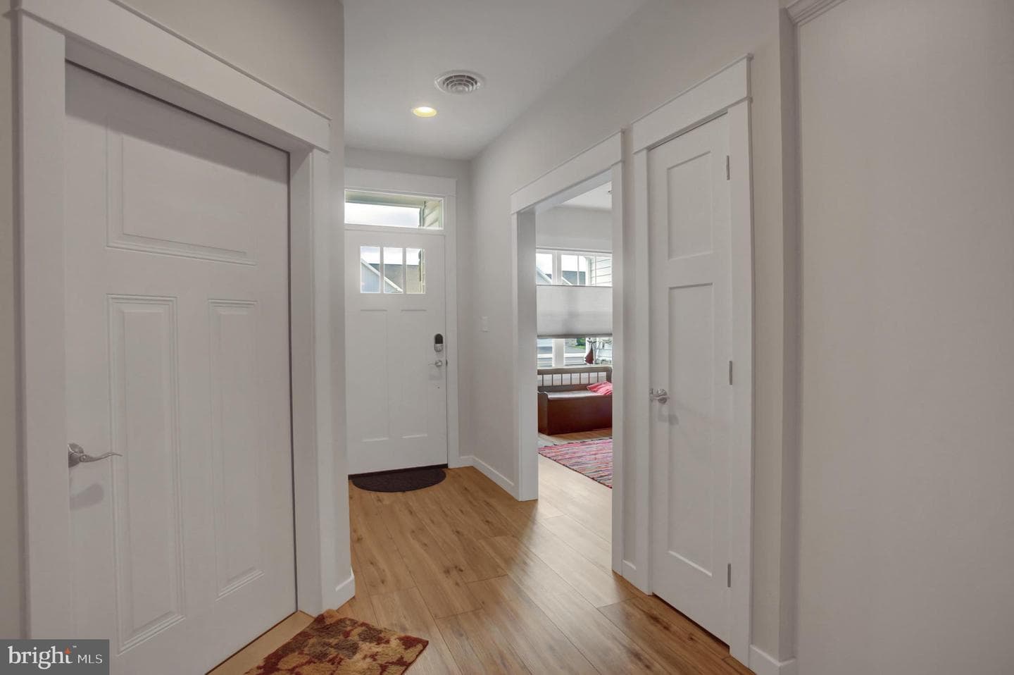 108 Cardinal Drive photo 3