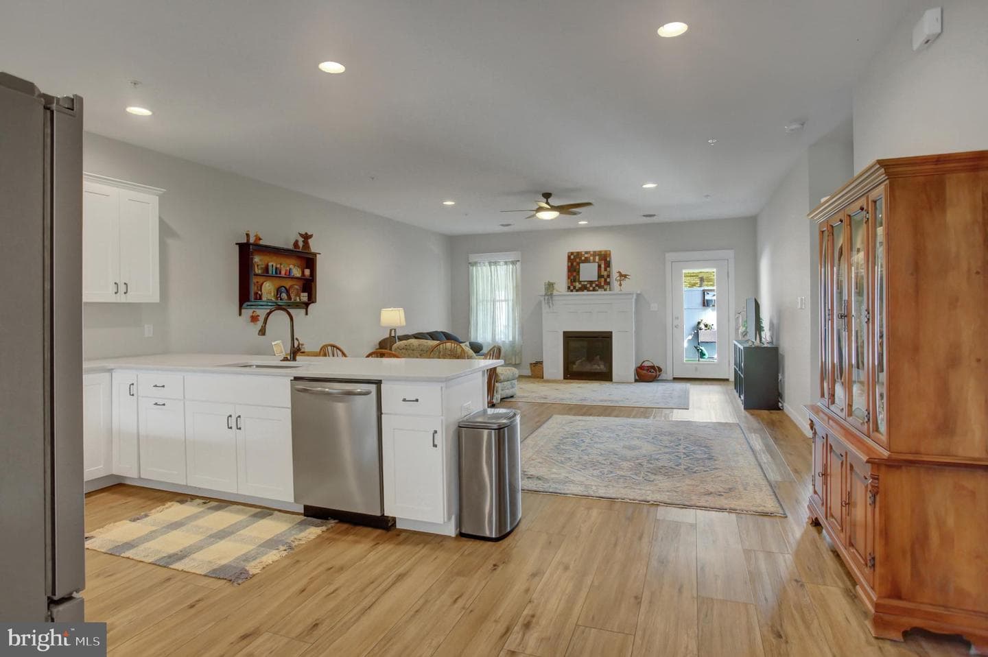 108 Cardinal Drive photo 5