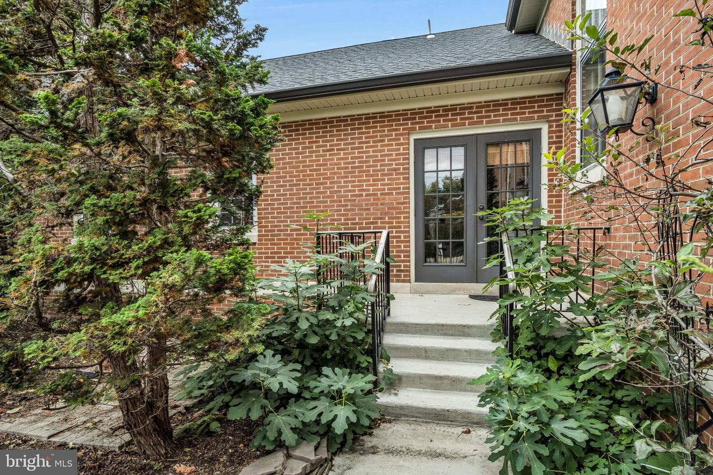 250 Mooreland Avenue photo 41