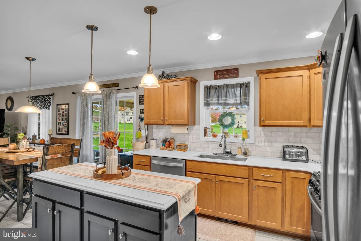2 Rockledge Court photo 7