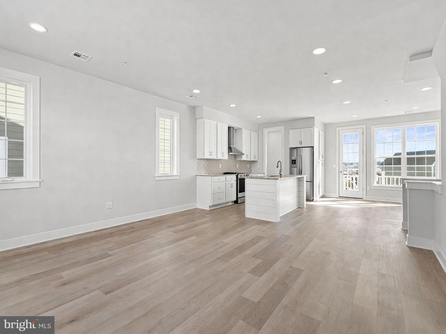 4115 Leroy Drive photo 4