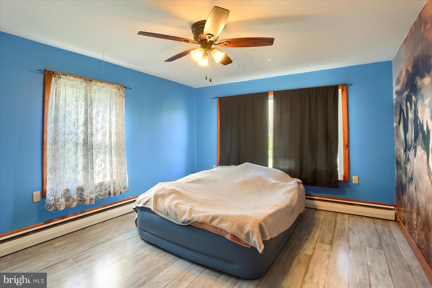 950 W Trindle Road photo 18