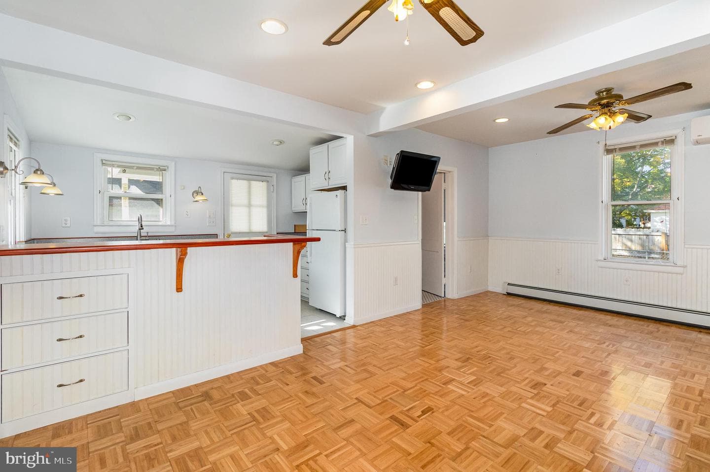 112 S Washington Street photo 8