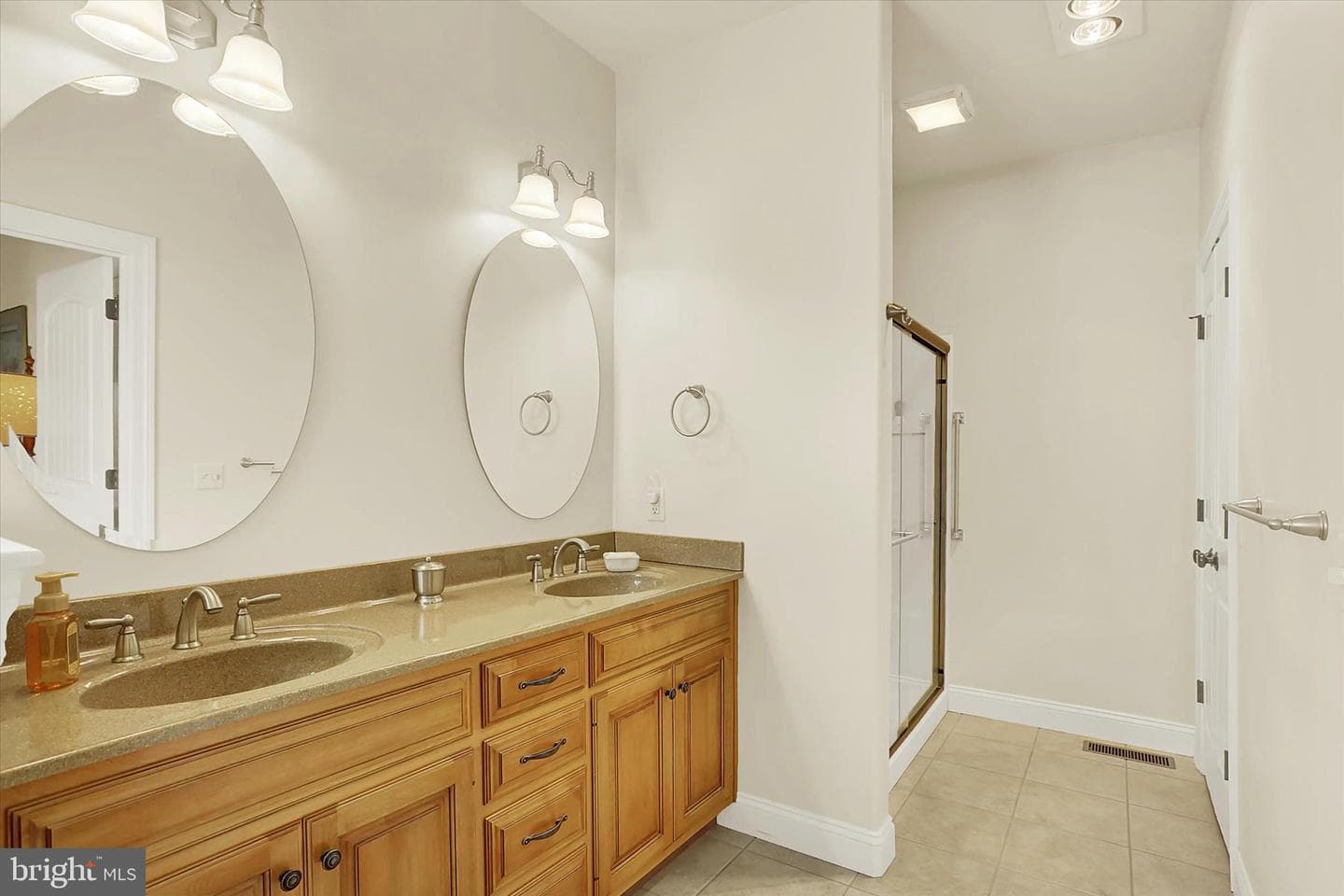 414 Chestnut Drive photo 27